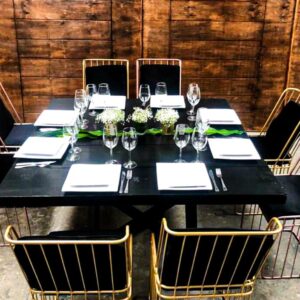 Mesa Cuadrada Black Trendy para 10 personas con silla Camila