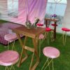 Periquera caoba con banco rosa